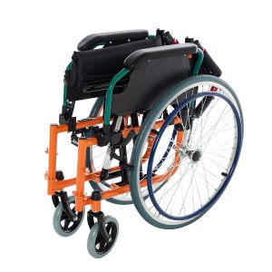 r303 ozellikli cocul tekerlekli sandalye 8